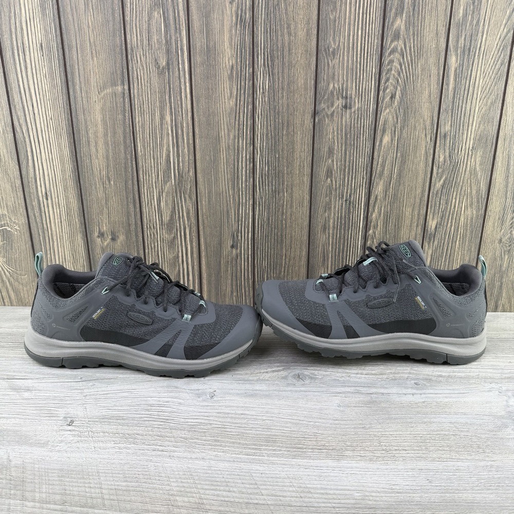 WOMEN'S KEEN SIZE 11 Gray TERRADORA 2 WATERPROOF HIKING SHOE TRAIL BOOTS